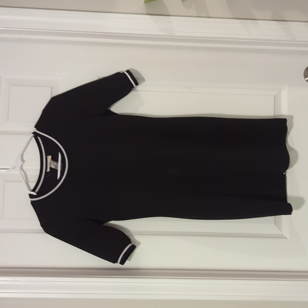 Black Knit Short Sleeve Dress with White Trim